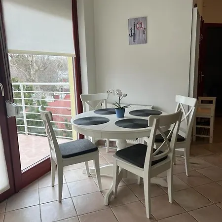 Sari Apartman שיופוק
