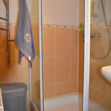 Sari Apartman שיופוק